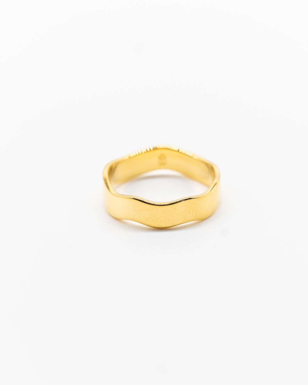 Gold Wiggle Ring